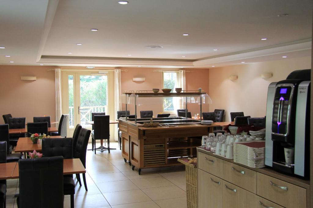 Logis Lhotel Restaurant Antony Verrieres Le Buisson Massy  Exterior photo